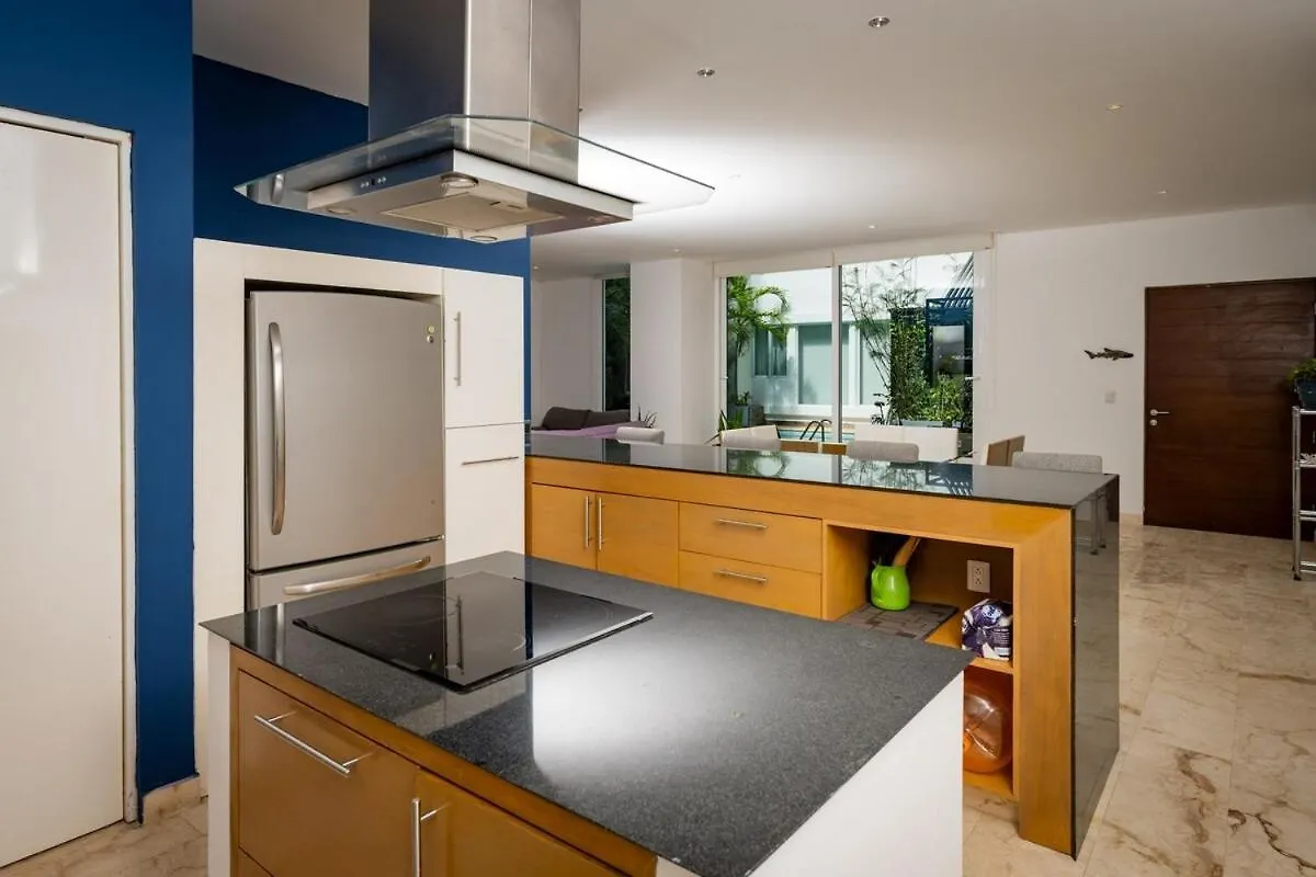 Magnificent 2 Blocks From The Beach And 5Th Ave Playa del Carmen Apartment