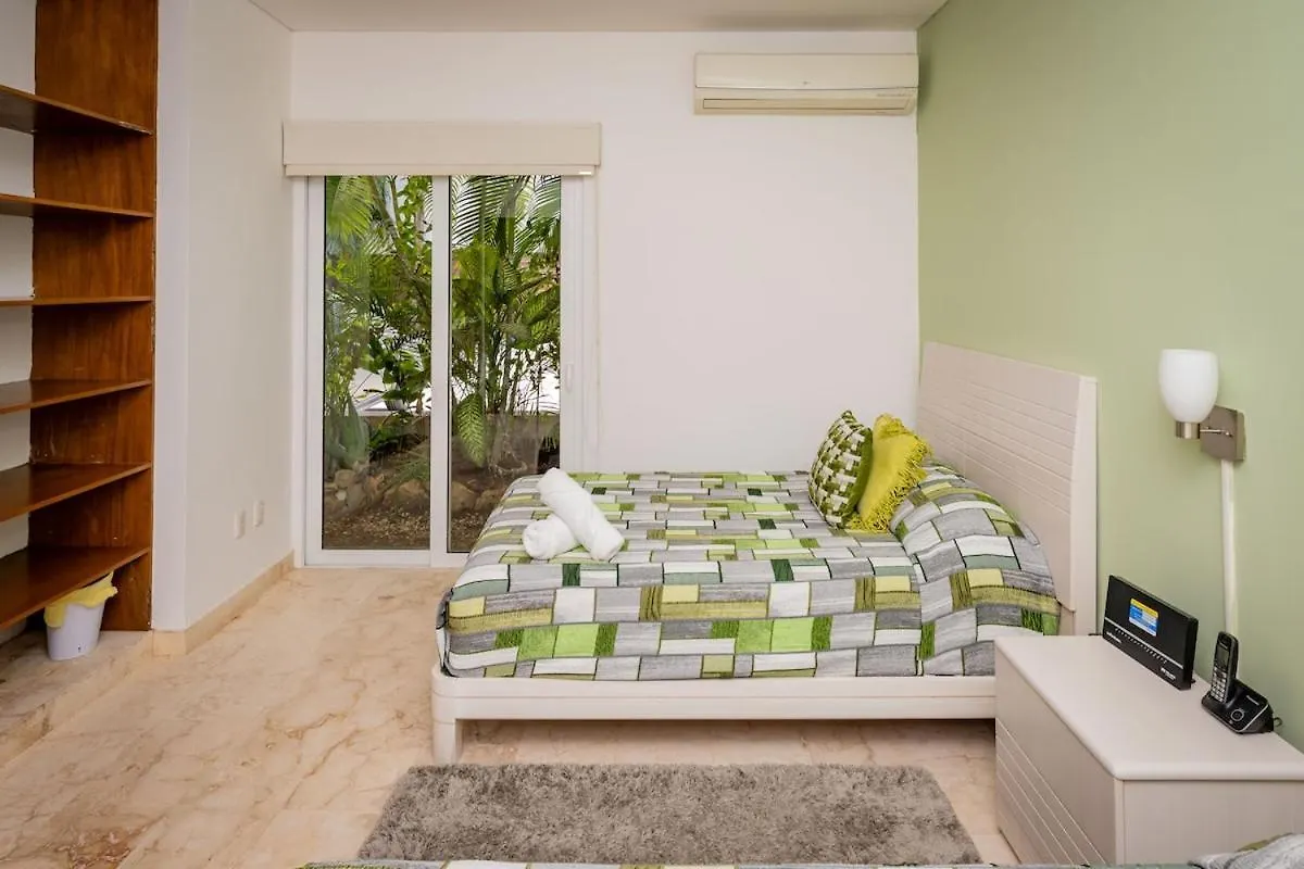 Magnificent 2 Blocks From The Beach And 5Th Ave Playa del Carmen Apartment